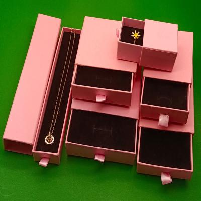 China Recyclable Custom Light Pink Logo Slide Gift Box Slide Drawer Packaging Paper Box Earrings Necklace Pendant Sliding Small Set For Earrings for sale