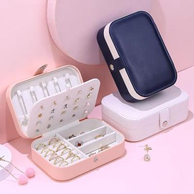 China Hot Travel Leather Waterproof Jewelry Box Organizer Small PU Jewelry Case Travel Jewelry Box Earring Ring Earring Display Case Rose/Pearl White/Blue for sale