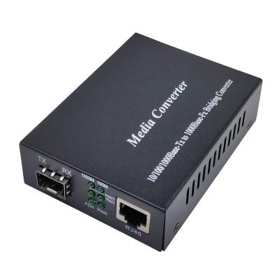 China FTTH FTTB FTTC 10/100/1000base-Tx RJ45 Gigabit Fiber Optic Media Converter to 1000base-Fx SFP Slot Gigabit Ethernet Media Converter for sale