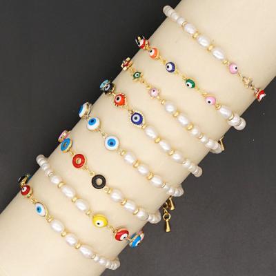 China FASHIONABLE Tasty Half Pearl BB1002 Freshwater Pearl With Gold Accents Half Enamel Evil Eye Chain Bracelets for sale