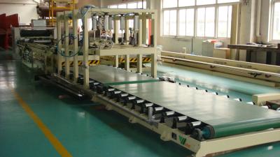 China Fully Automatic Honeycomb Board Machine / Production Line High Efficient for sale