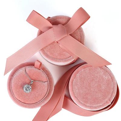 China Mini Velvet Gift Boxes Vintage Velvet Marked Gift Packaging Necklace Velvet Jewelry Box Classic Elegant Luxury Pink Jewelry Gift Boxes for sale