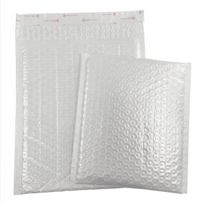 China MOQ 100 Pcs Strong Adhesive Pearl Film Shipping White Poly Bubble Mailing Bag Padded Poly Bubble Mailer Mailer Envelope 12*18+4cm for sale