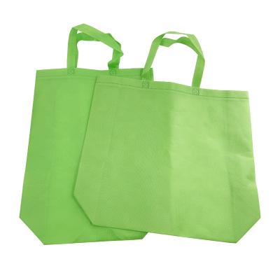 China Recyclable High Quality Green PP Nonwoven Bag Large Capacity Reusable Shopping Bags for sale