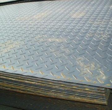 China Gegalvaniseerd / galvalume ASTM A36, Q235B, Q345B Hot Rolled geruite Steel Plate / spoelen Te koop