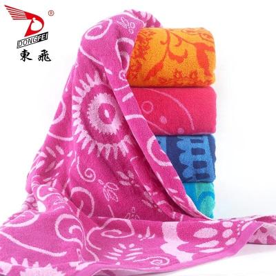 China Large Size Beautiful 100% Cotton Good Design Yarn Dyed Jacquard Large Terry Beach Towel for sale