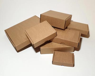 China Recycled Materials Factory Direct Supply Recycled Materials Competitive Candle Shipping Box for sale