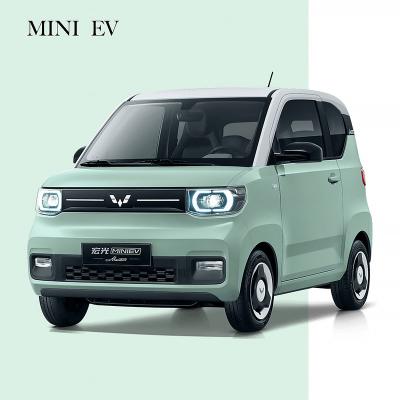 China professional mini ev manufacturer, cheap and new wuling 9.2KWH family green small mini electric car for sale