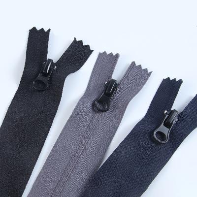 China New Factory Design Eco-friendly Nylon Zipper Customized Custom High Quality Long Invisible Zipper Chain Sustainable Factory for sale