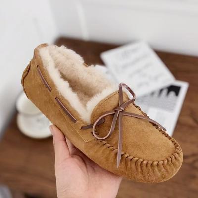 China Winter Women Boat Shoes Warm And Comfortable Like Sheepskin Home And Office Loafers Uggong Bean Shoes Boat Shoes for sale