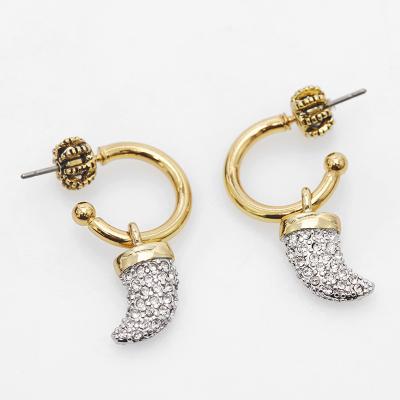 China The Latest Customized New Fashion Personality Earrings Women Jewelry Horn Earrings Newest Promotional Hot Sale TRENDY for sale