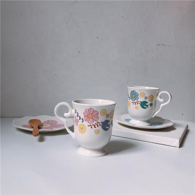 China Wholesale Viable Japanese Style Flower Coffee Cup And Saucer Set Creative Flying Bird Water Cup Ceramic Cup for sale