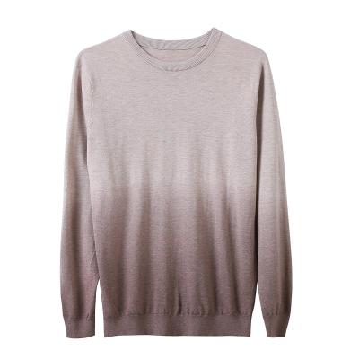 China Anti-pilling blended knit sweater men's new Japanese autumn men's gradient neck solid color round sweater for sale