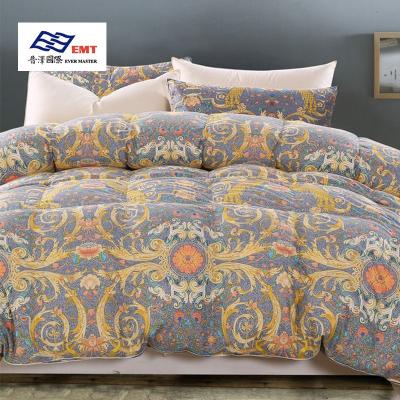 China Handmade High Quality Wholesale Thick Winter Warm  95% Goose Down Quilt for sale