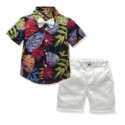 China 2019 Summer European casual color wind vacation boys new summer lapel and American beach casual short-sleeved shirts for sale