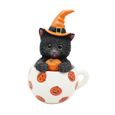 China Lovely Cat Professional Custom Resin Cats in Crafts Cat in Indoor Teacup Custom Hot Sale Resin Nordic Home for sale