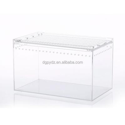 China Viable Customize Rotating Lock Baffle Design Reptiles Breeding Acrylic Reptiles Feeding Box for sale