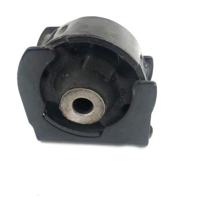 China High Quality Long Life Span Rubber Front Engine Mount 12361-0t010 Toyota for sale