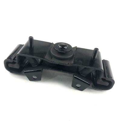 China Mr992717 Automatic Transmission Suspension Long Life Span Car Spare Parts Rubber Engine Mount For Mitsubishi L 200 for sale