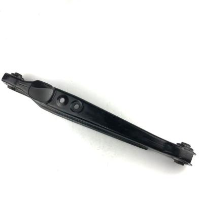 China Long Lasting Lasting Lower Control Arm Return For Mitsubishi Outland Mn100133 for sale