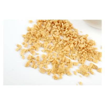 China Hot Selling Vacuum Dried Chinese Bulk Garlic Diced Fried Dehydrated Garlic Granules for sale