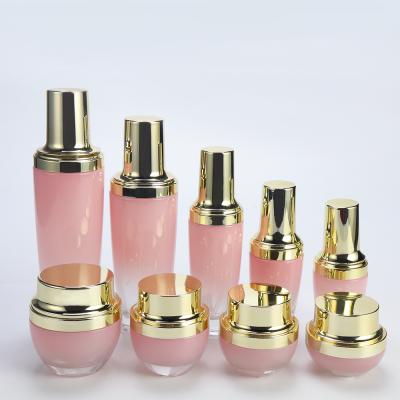 China Luxury cosmetic packaging 20ml 30ml 50ml 100ml 120ml skin care cosmetic pump glass bottle/luxury cosmetic packaging for sale