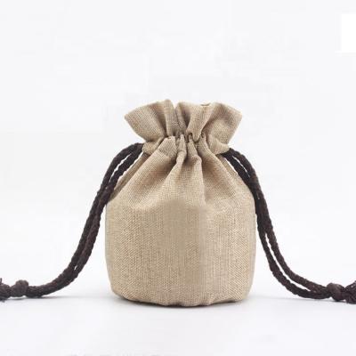 China Customized Eco-friendly Logo Linen Jute Burlap Cotton Backpack Pouch Drawstring Gift Bag With Ropes for sale