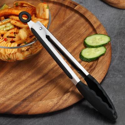 China Viable Multi-Function BBQ Tong Silicone Cover Salad Bread BBQ Tongs Kitchen Lock Design Food Clip for sale