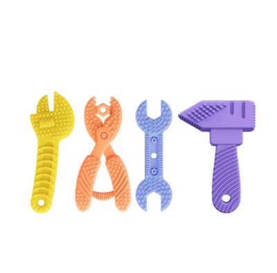 China 6-12 Months Safe and Non-Toxic Pounds Key Pliers BPA Free Silicone Baby Teething Chewing Autism Silicone Teether Necklace for sale