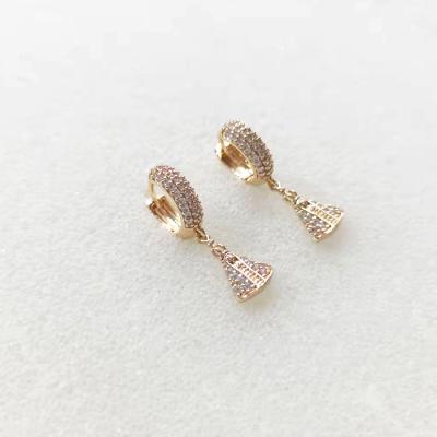 China Eco-Friendly Wholesale Exquisite Light Luxury Cubic Zirconia Inlaid Fashion Drop Gold Plated Earrings for sale