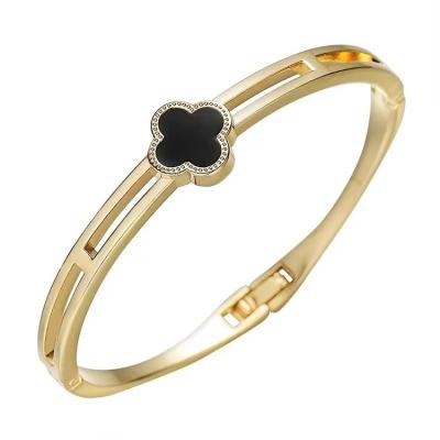 China Elegant Sliver Rose Gold Flower Bangle Vintage Four Leaf Clover Gold Bracelet for sale