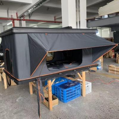 China Rainproof 4X4 Lightweight Rooftop Tent Car Roof Folding Tent for sale