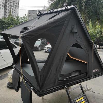 China Tenda de cáscara dura Rtt resistente a la lluvia Gran espacio con bolsa de almacenamiento en venta