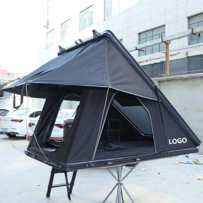 China Clamshell Free Ladder Hard Shell Rooftop Tent 210*132*150cm Open Size for sale