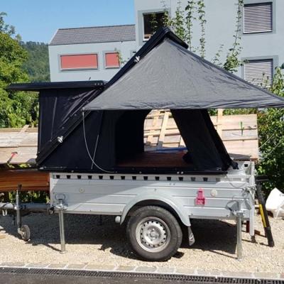 China Off Road Pick Up 4x4 Camping Car Roof Tent For Travalling Camping for sale