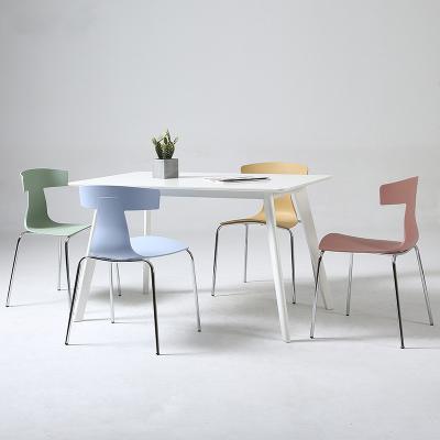 China Colorful Stackable Design Price Metal Sillas Leg Chair Cheap Unique Plastic Modern Events Adjustable Restaurant Hotel Dining Chairs for sale