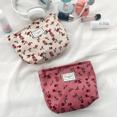 China Fashion Storage bag custom made cosmetic bag embroidered travel storage bag custom for sale