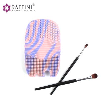 China Beauty Care Cosmetics Tools Newest Cosmetic Scrubber Board Make Up Brush Cleaner Silicone Mat for sale