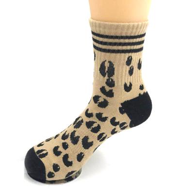 China Antibacterial Mens Combed Cotton Leopard Sublimation Custom Socks Print for sale