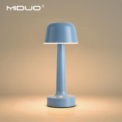 China Wholesale Modern Bedside Lamp Factory Indoor Lighting Desk Led Lamp Smart Home Night Lights Bedroom Led Bedside Table Lamp for sale