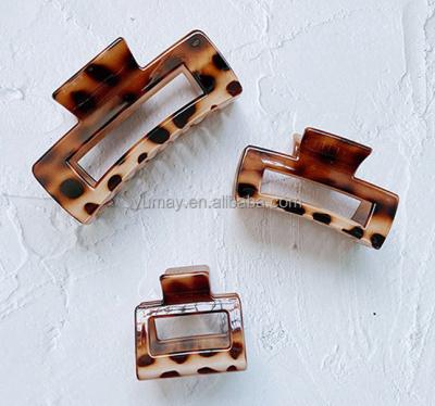 China New Fashion Sweet Girl Candy Color No Trace Matte Square Hollow Hair Claw Clips For Girls for sale