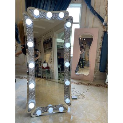 China 2022 Contemporary American Style Crushed Diamond Hollywood Full Body Mirror With Free Bulbs Shine Adjustable With Speaker And Display Makeup for sale