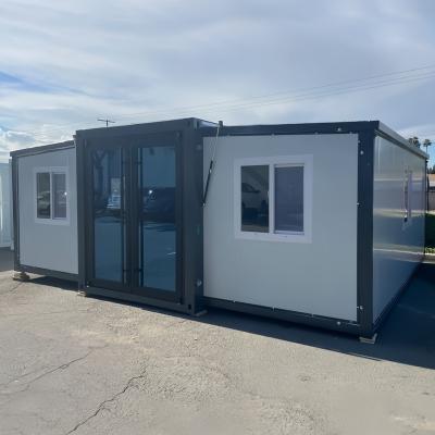 China Modern 40ft New Design Prefabricated Luxury Villa Expandable Container House Prefab Portable Mobile Home With Bathroom And Kitchen for sale