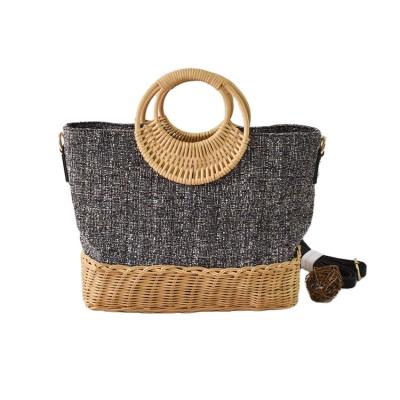 China 2022 New Fashion Bag Motion Detection New 2022 Ring Handle One Shoulder Rattan Messenger Bag Woven Foreign Style Handbag for sale