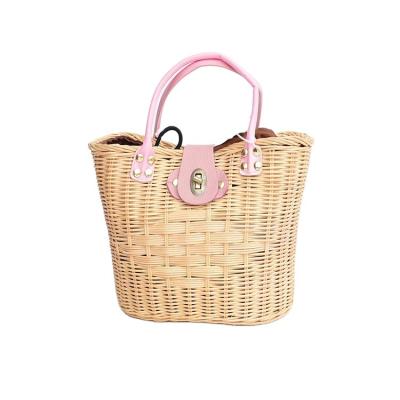 China The latest design 2021 wholesale waterproof half moon rattan tote bag ladies handbag fashion straw messenger bags for sale