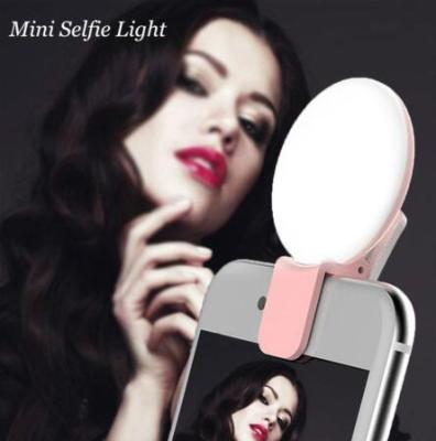 China Mini LED Selfie Camera Ring Light Rechargeable Cell Phone Ring Light Mobile Phone Clip of the Mini Q Selfie Phone Light Hot Sale for sale