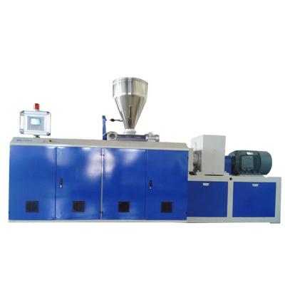 Cina Widely Used And Reliable Single And Muliti Layer PVC HDPE Sheet Plastic Extruder Line in vendita