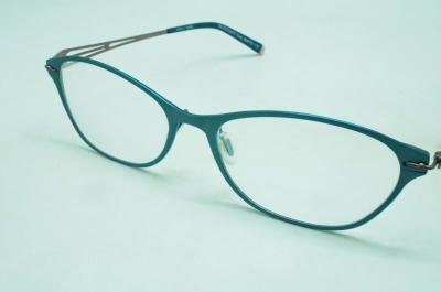 China Patent hinge titanium optical frame with newest color-way sold coating titanium glasses for sale