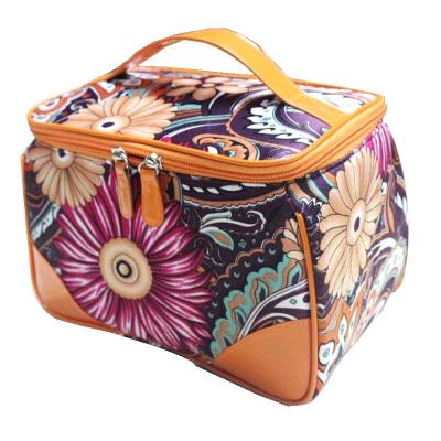 China ENGLAND STYLE 2022 Orange Flower Beauty Carry Case, Portable Water Resistant Cosmetic Bag, Travel Make Up Bag for sale