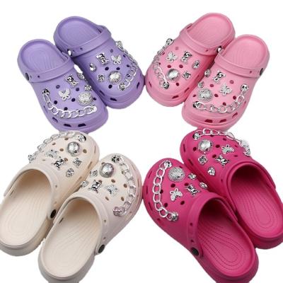 China New fashion luxury flip flops accessories metal diy shoes flower detachable shoe buckle shoe chain accessories set for sale